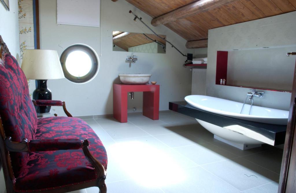 Casa Isabella Vaglio Serra Quarto foto